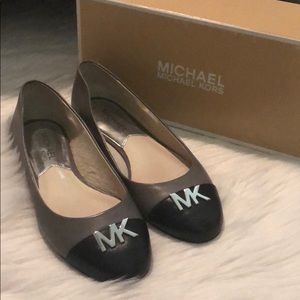 MK ballet flats